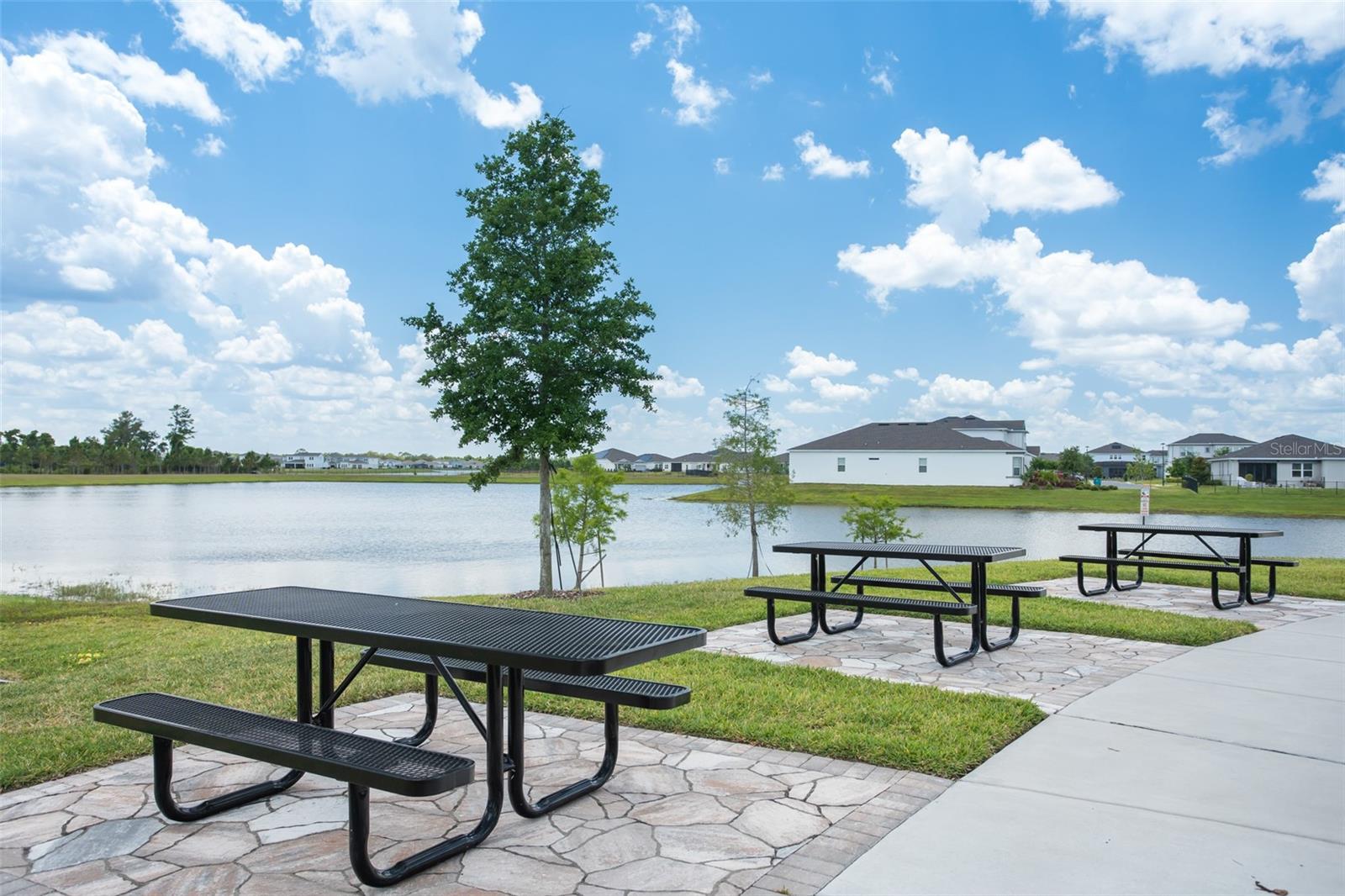 ISLES/LK NONA PH 1A - Residential