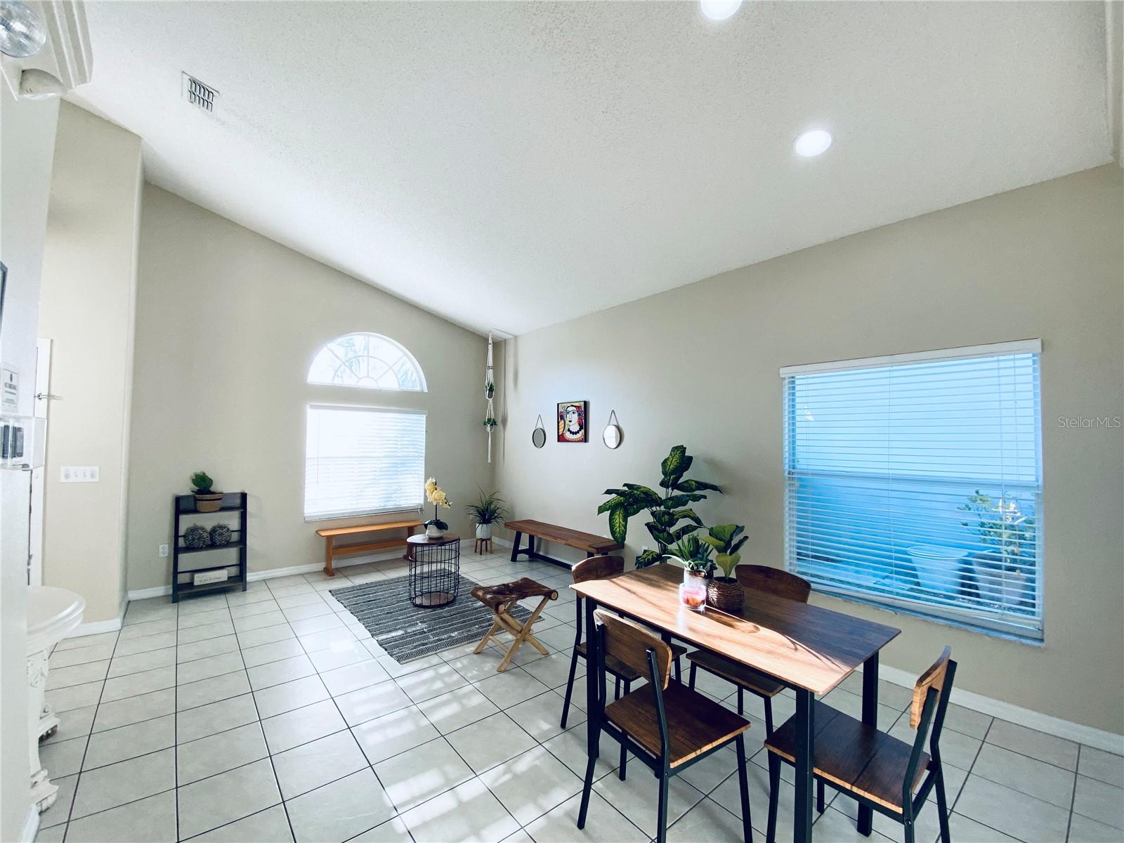 GLENBROOK SUB - Residential Lease