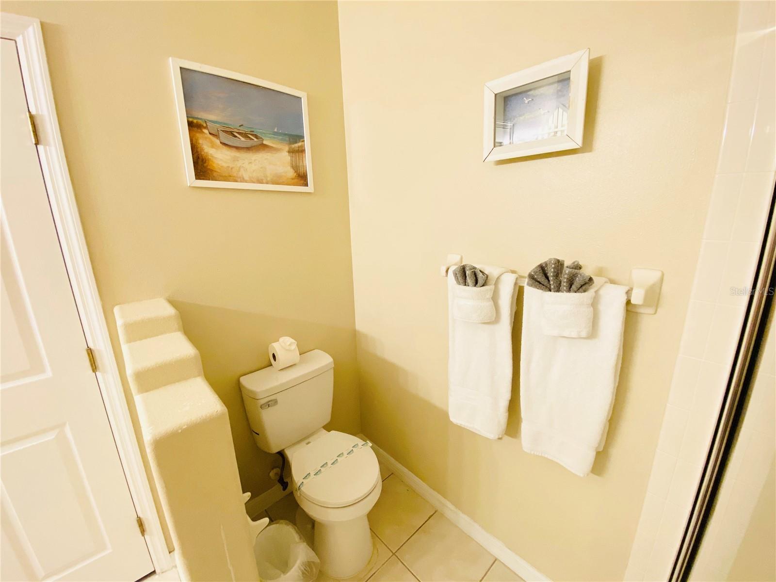 GLENBROOK SUB - Residential Lease