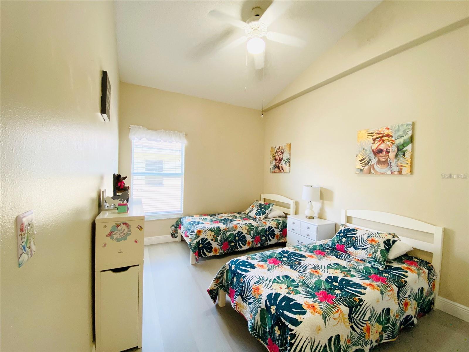 GLENBROOK SUB - Residential Lease