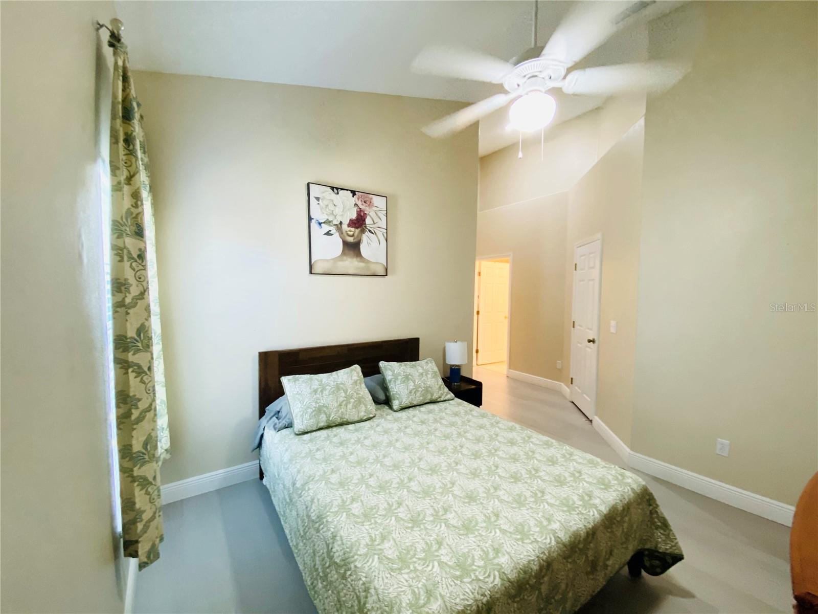 GLENBROOK SUB - Residential Lease