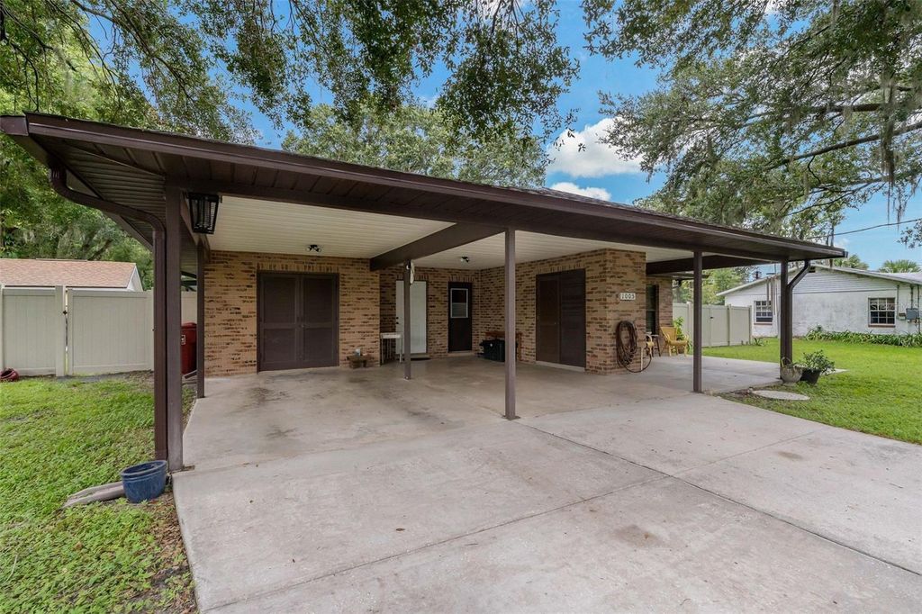 Photo of 1005 N Vermont Street, Plant City, FL 33563 (MLS # L4955833)