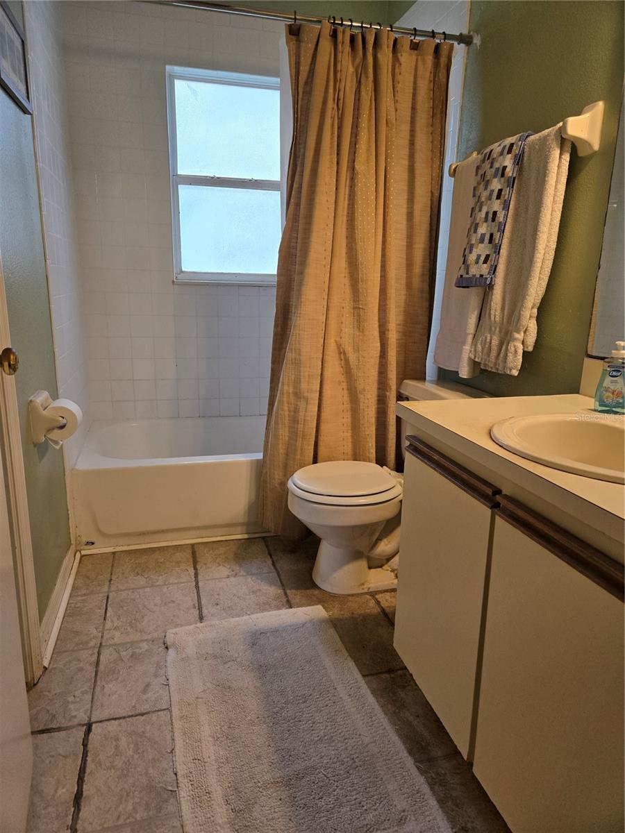 MOUNT GREENWOOD - Residential