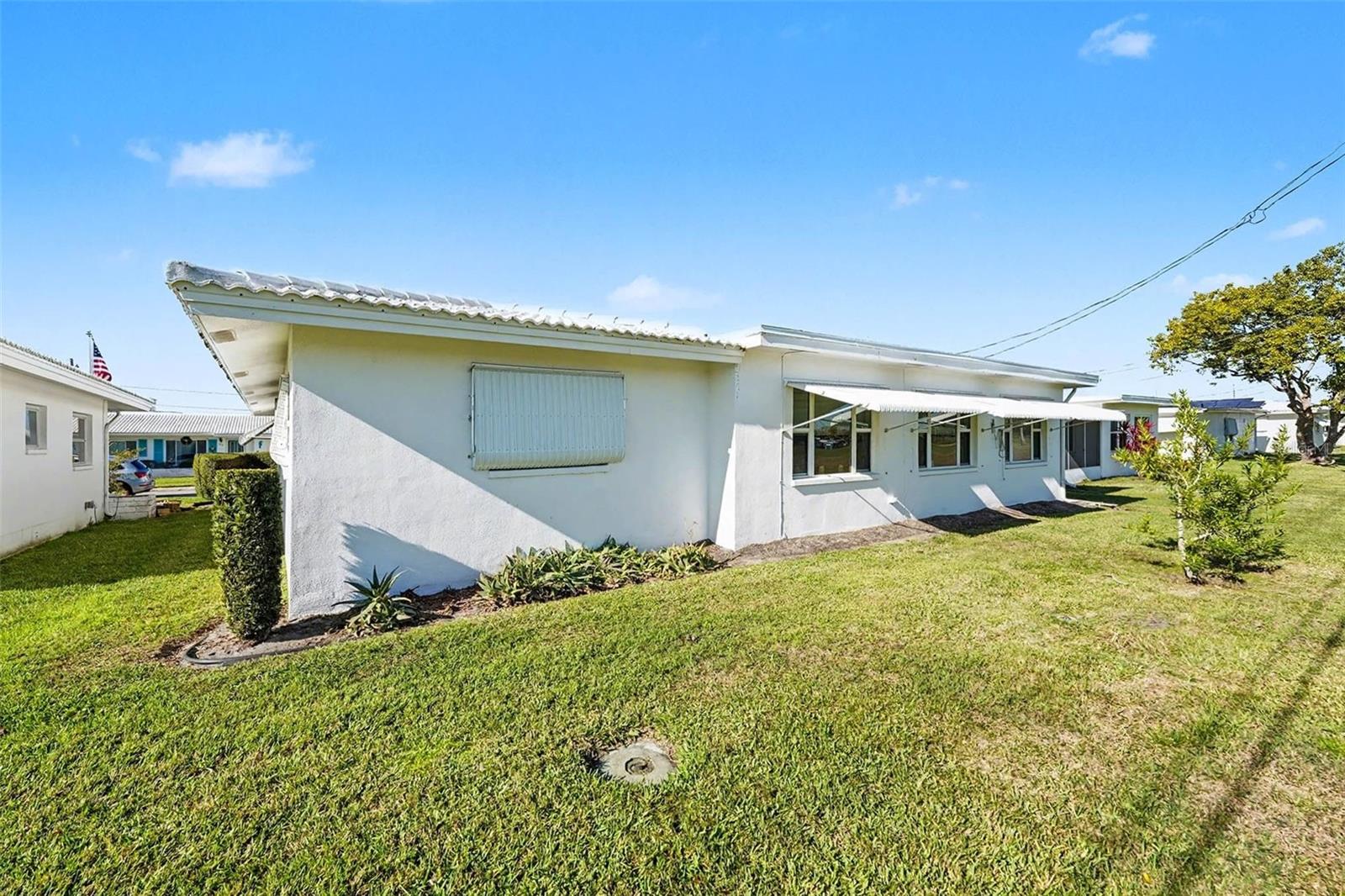 MAINLANDS OF TAMARAC BY THE GULF TWO CONDO - Residential