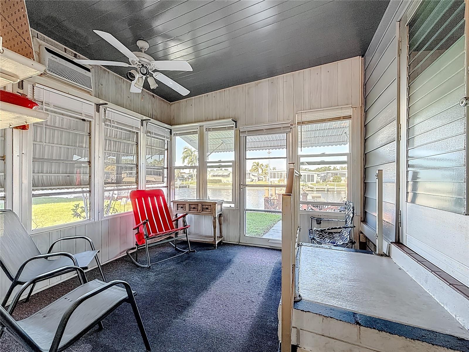 HOLIDAY SHORES MOBILE PARK UNREC - Residential