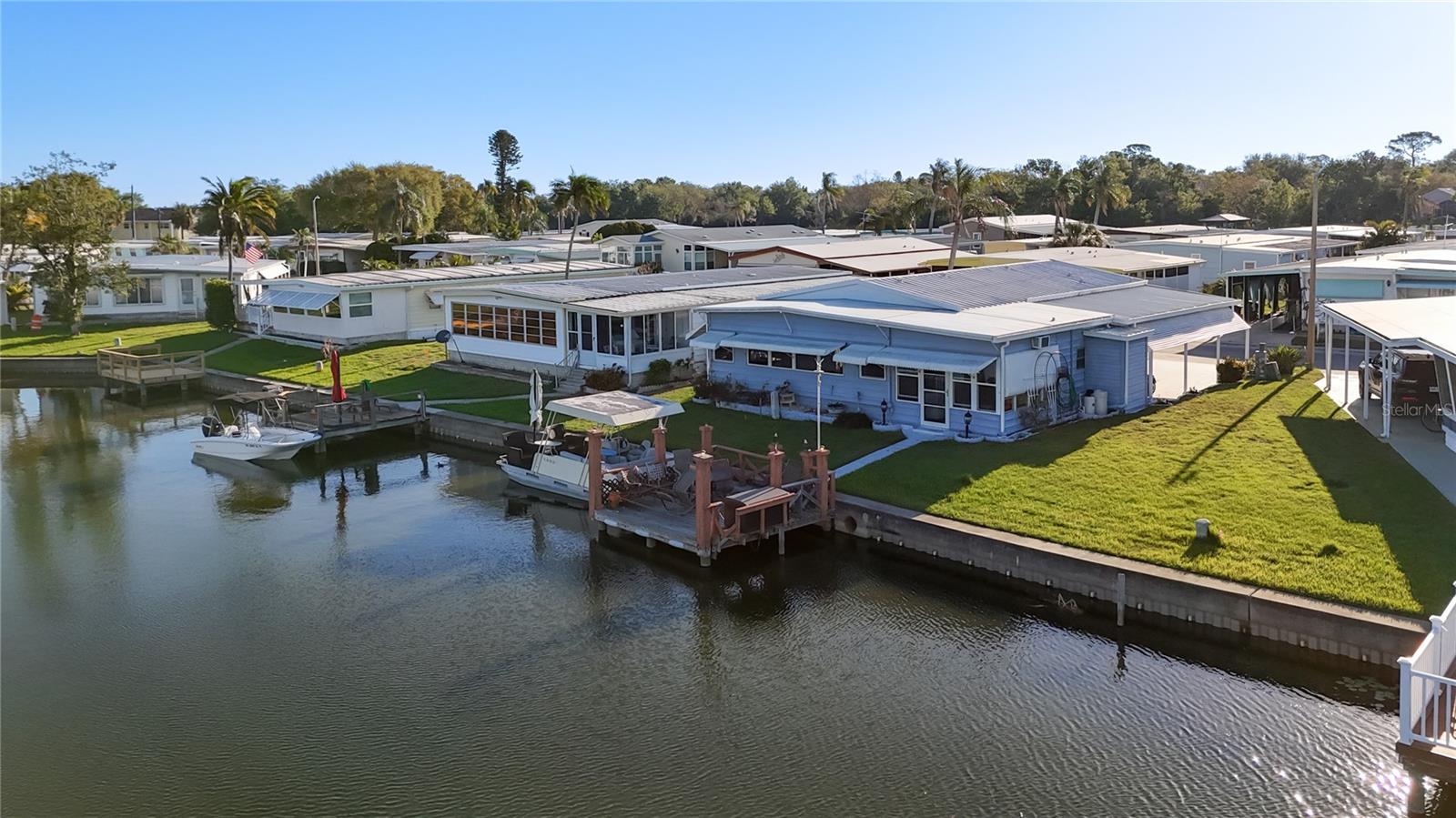 HOLIDAY SHORES MOBILE PARK UNREC - Residential