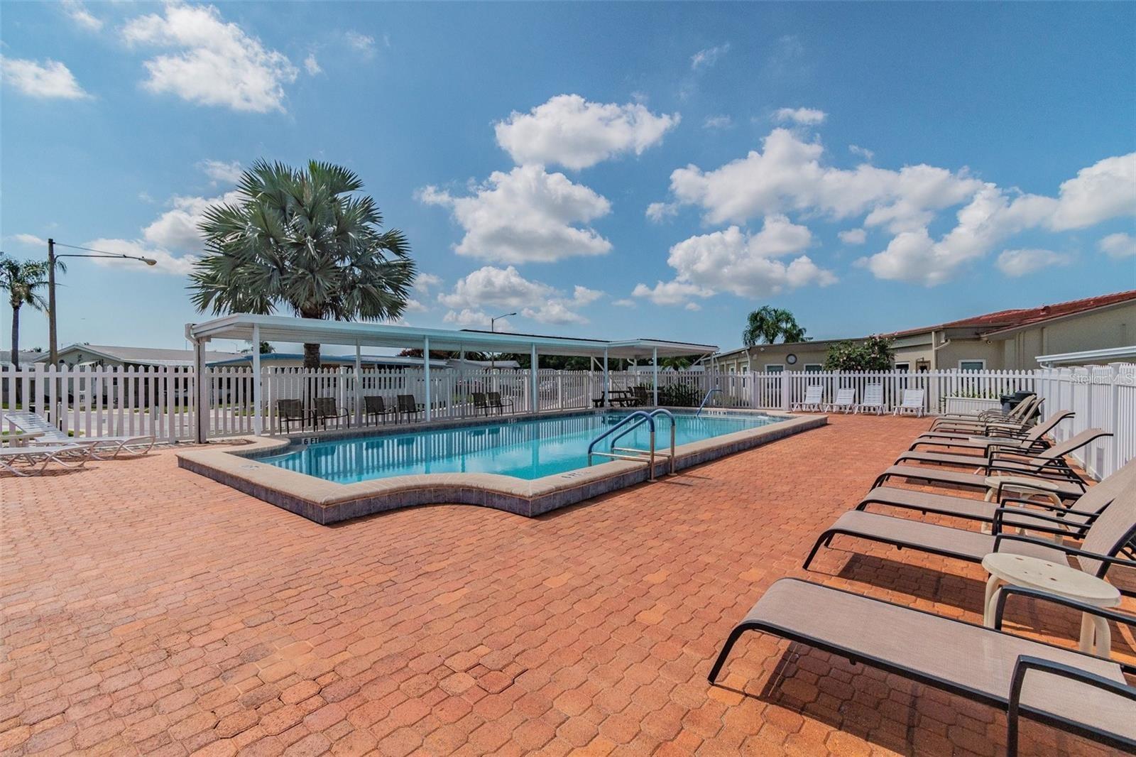 HOLIDAY SHORES MOBILE PARK UNREC - Residential