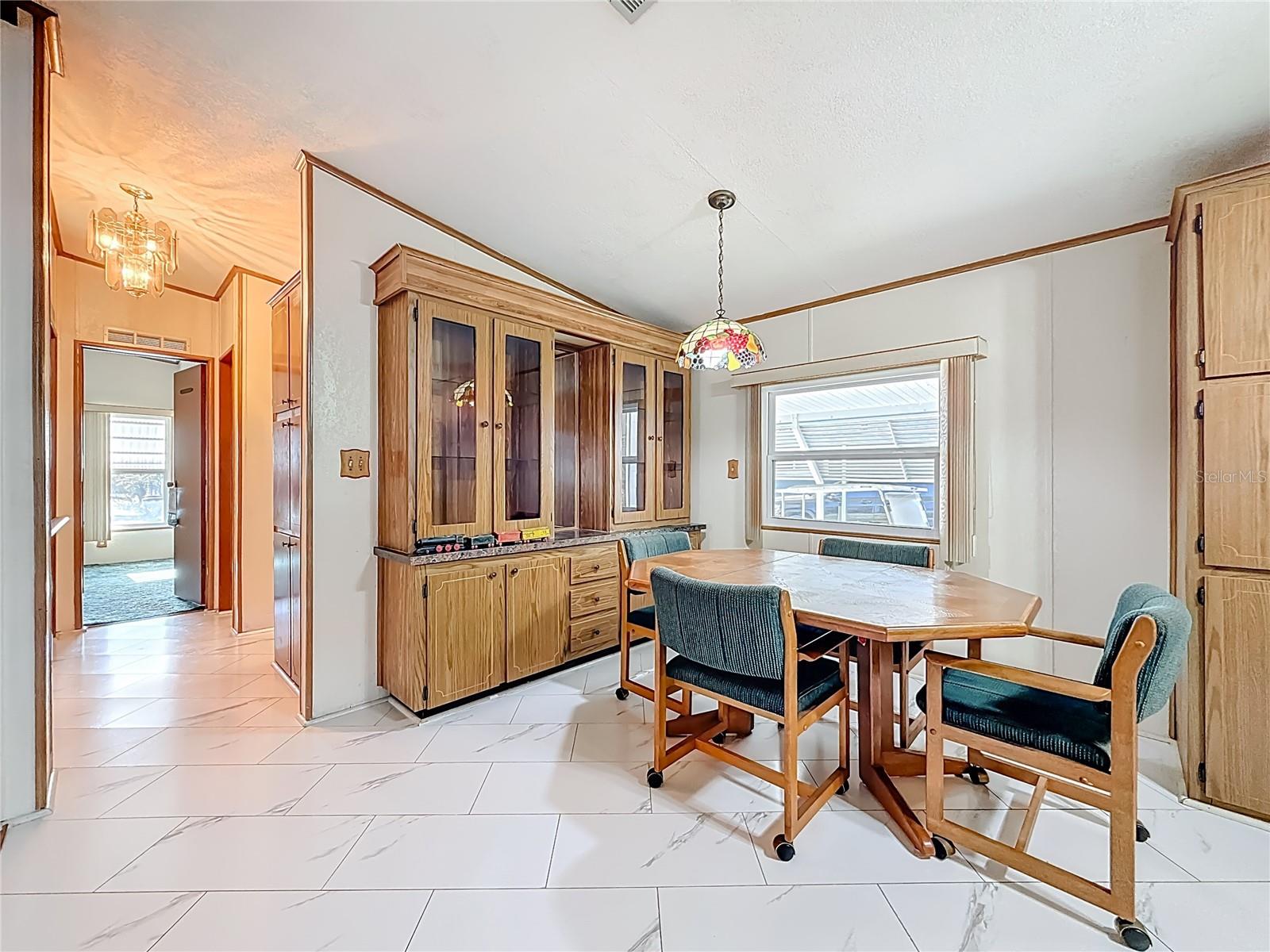 HOLIDAY SHORES MOBILE PARK UNREC - Residential