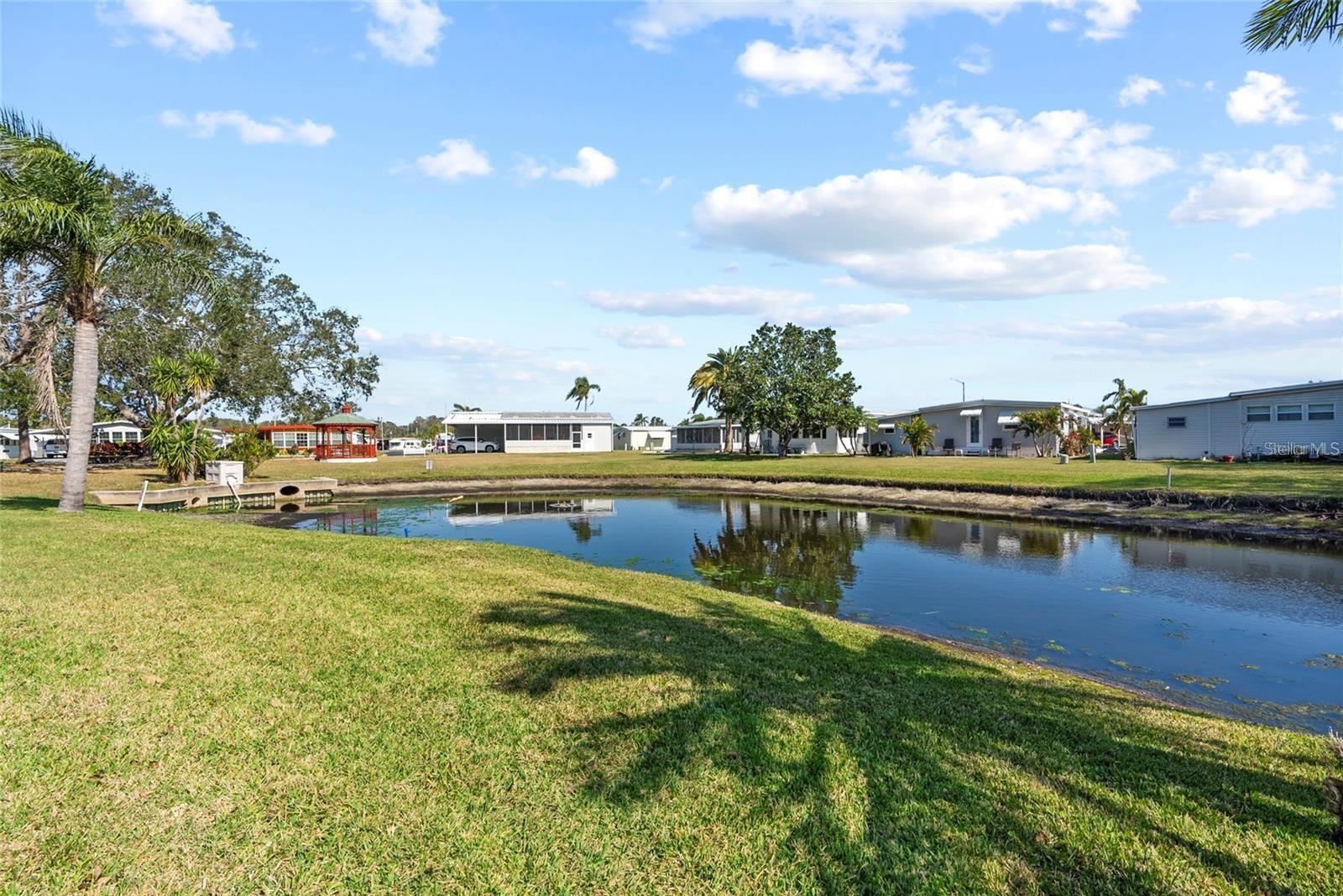 HOLIDAY SHORES MOBILE PARK UNREC - Residential