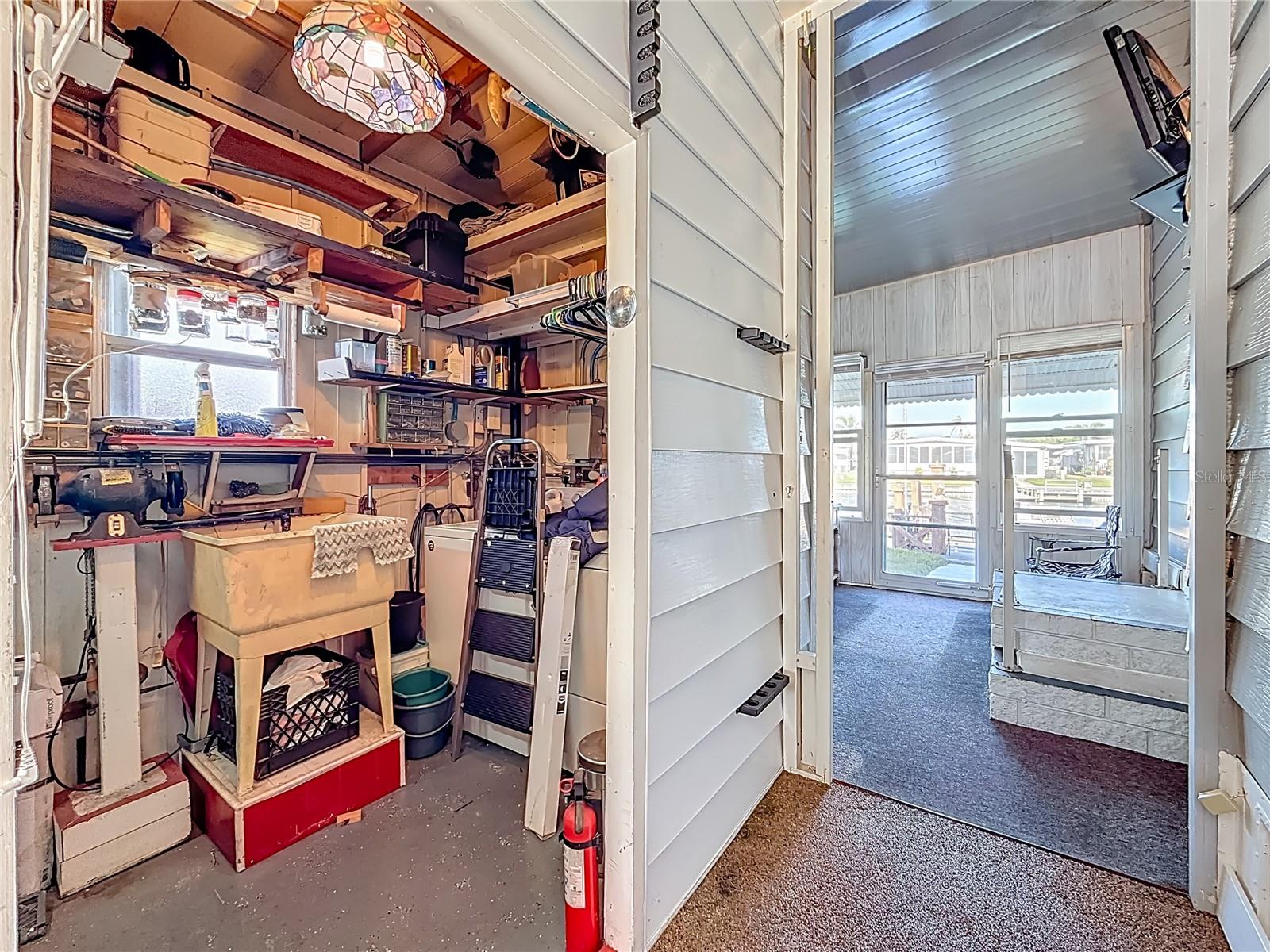 HOLIDAY SHORES MOBILE PARK UNREC - Residential