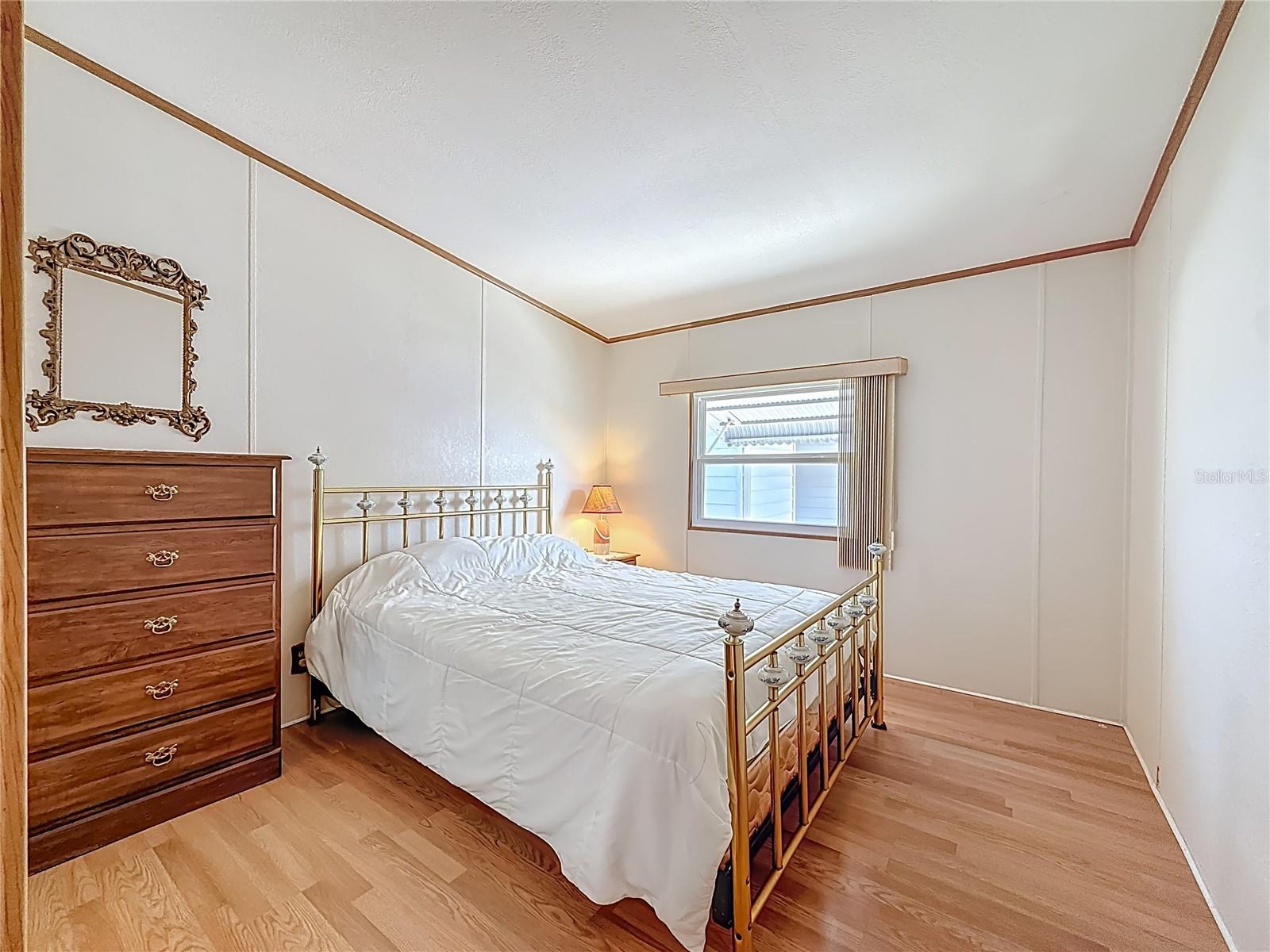 HOLIDAY SHORES MOBILE PARK UNREC - Residential