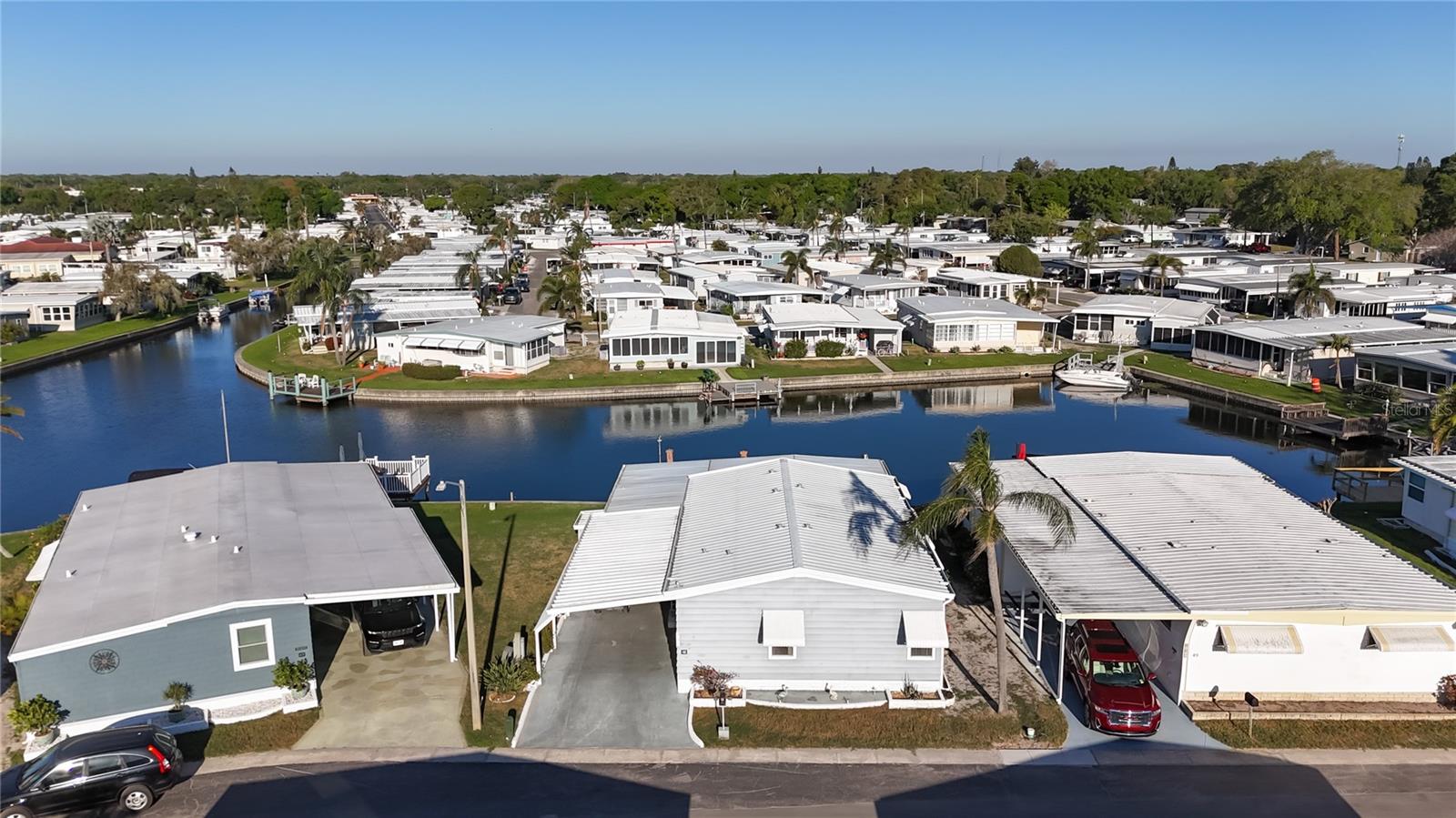 HOLIDAY SHORES MOBILE PARK UNREC - Residential