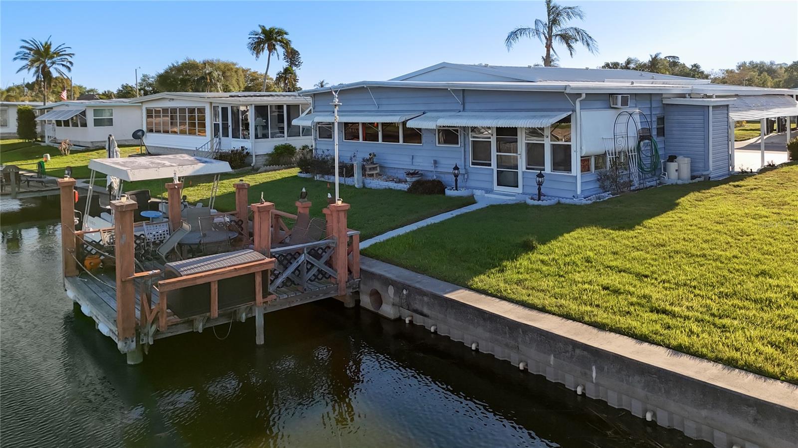 HOLIDAY SHORES MOBILE PARK UNREC - Residential