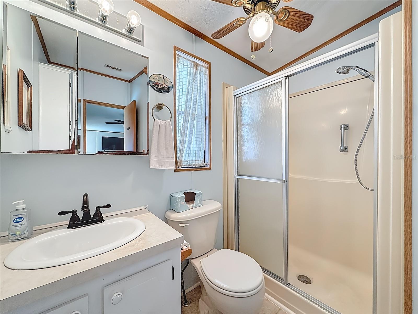 HOLIDAY SHORES MOBILE PARK UNREC - Residential