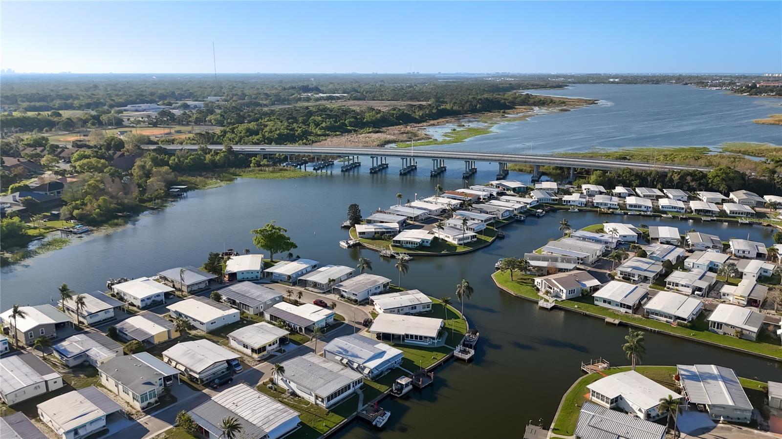 HOLIDAY SHORES MOBILE PARK UNREC - Residential