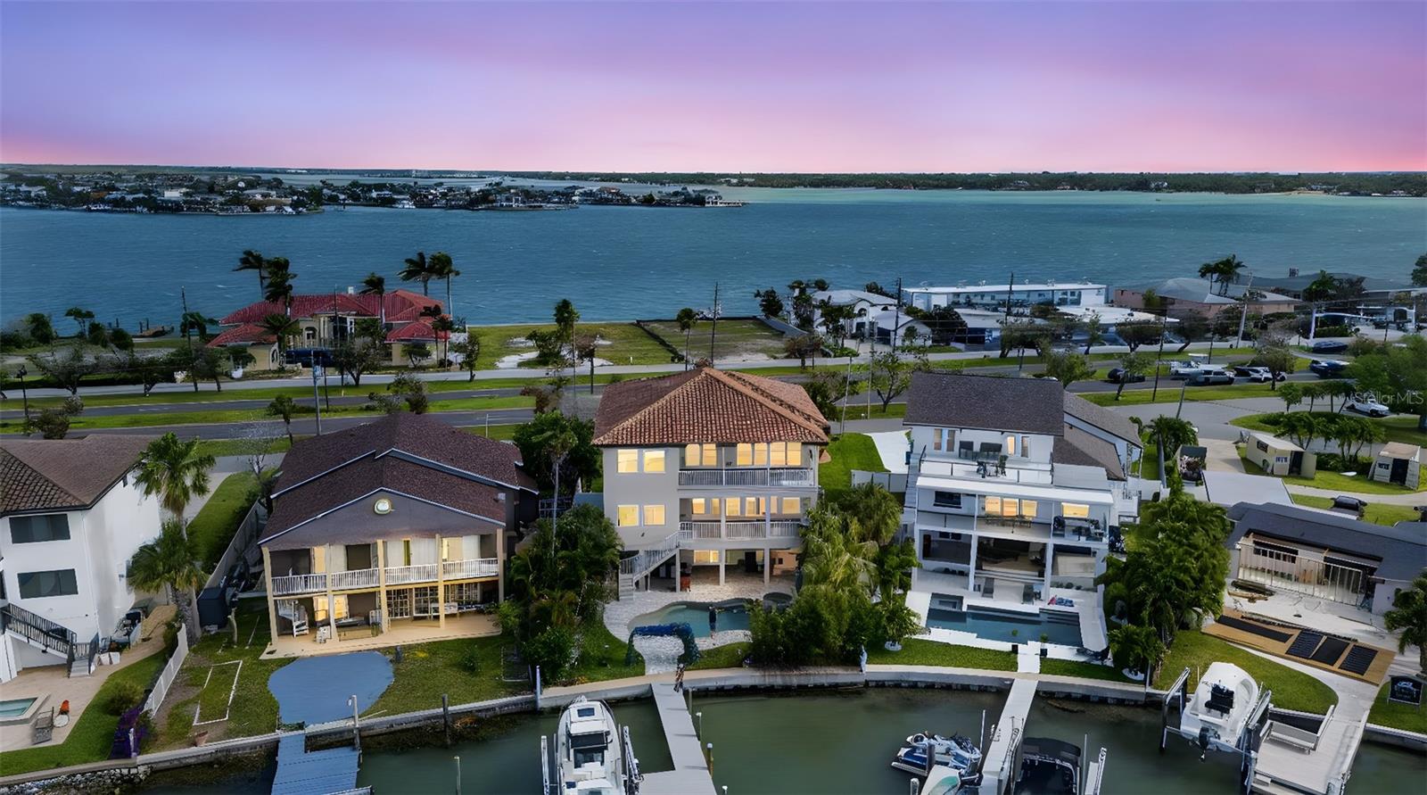 PARADISE ISLAND !ST ADD - Residential