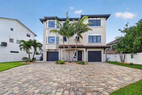 Photo of 13 Treasure Ln, Treasure Island, FL 33706 (MLS # TB8487810)