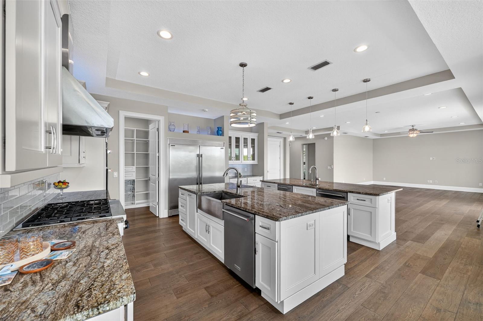 PARADISE ISLAND !ST ADD - Residential