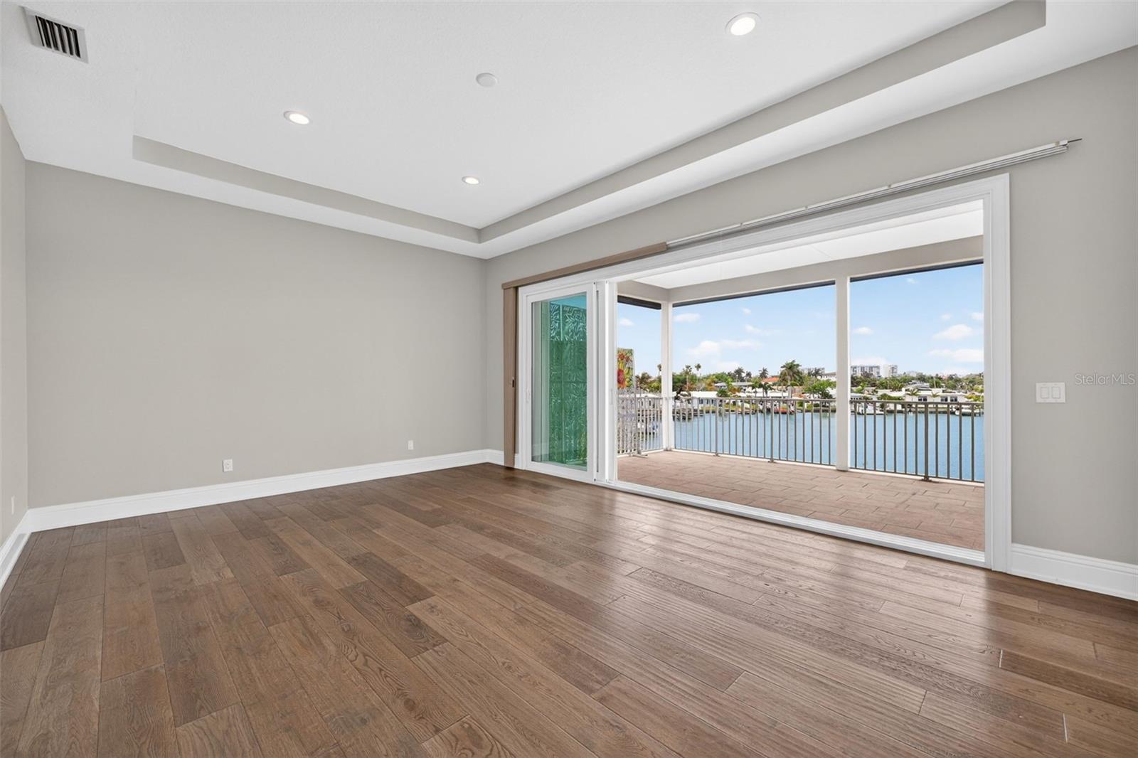 PARADISE ISLAND !ST ADD - Residential