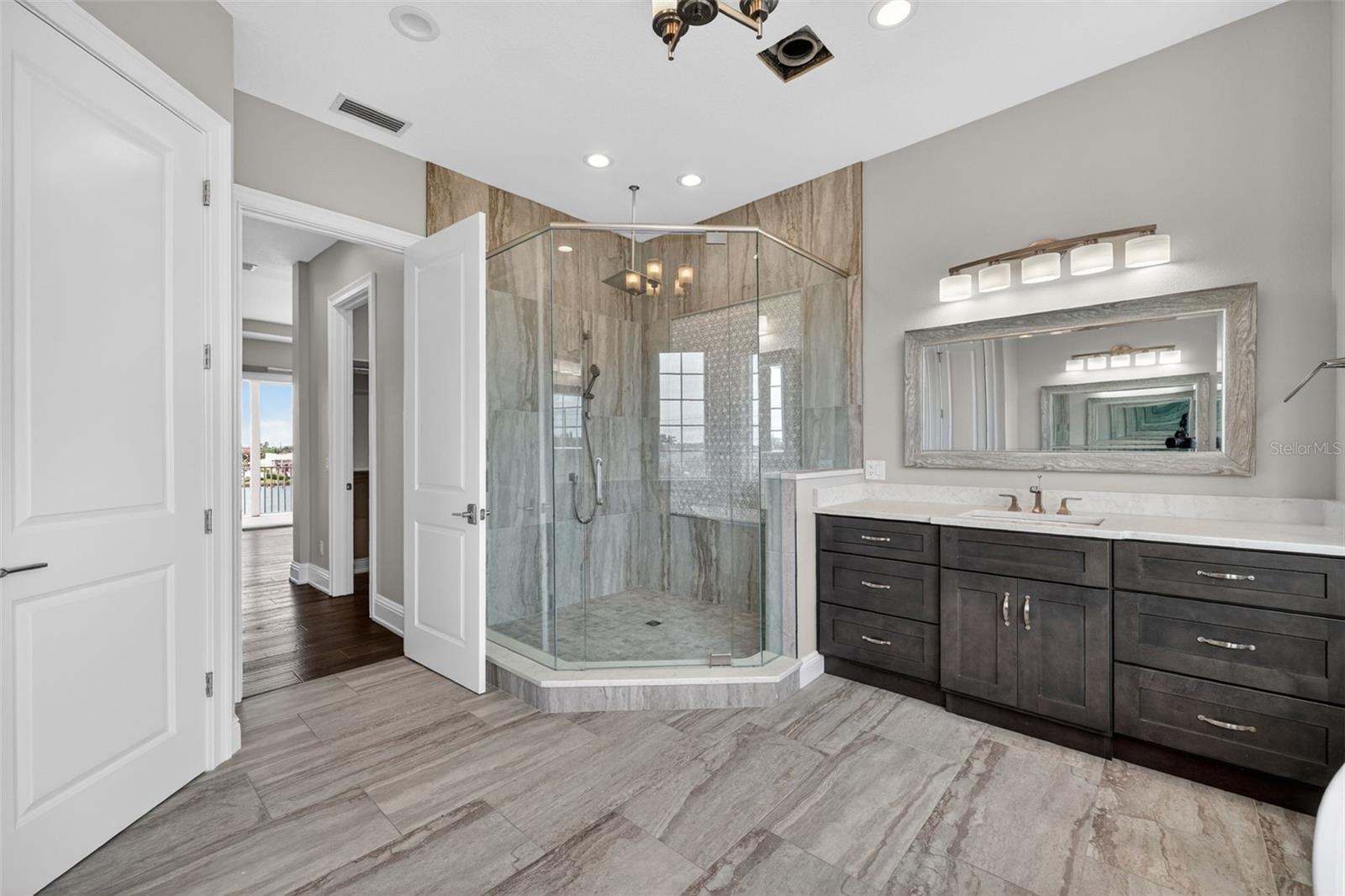 PARADISE ISLAND !ST ADD - Residential