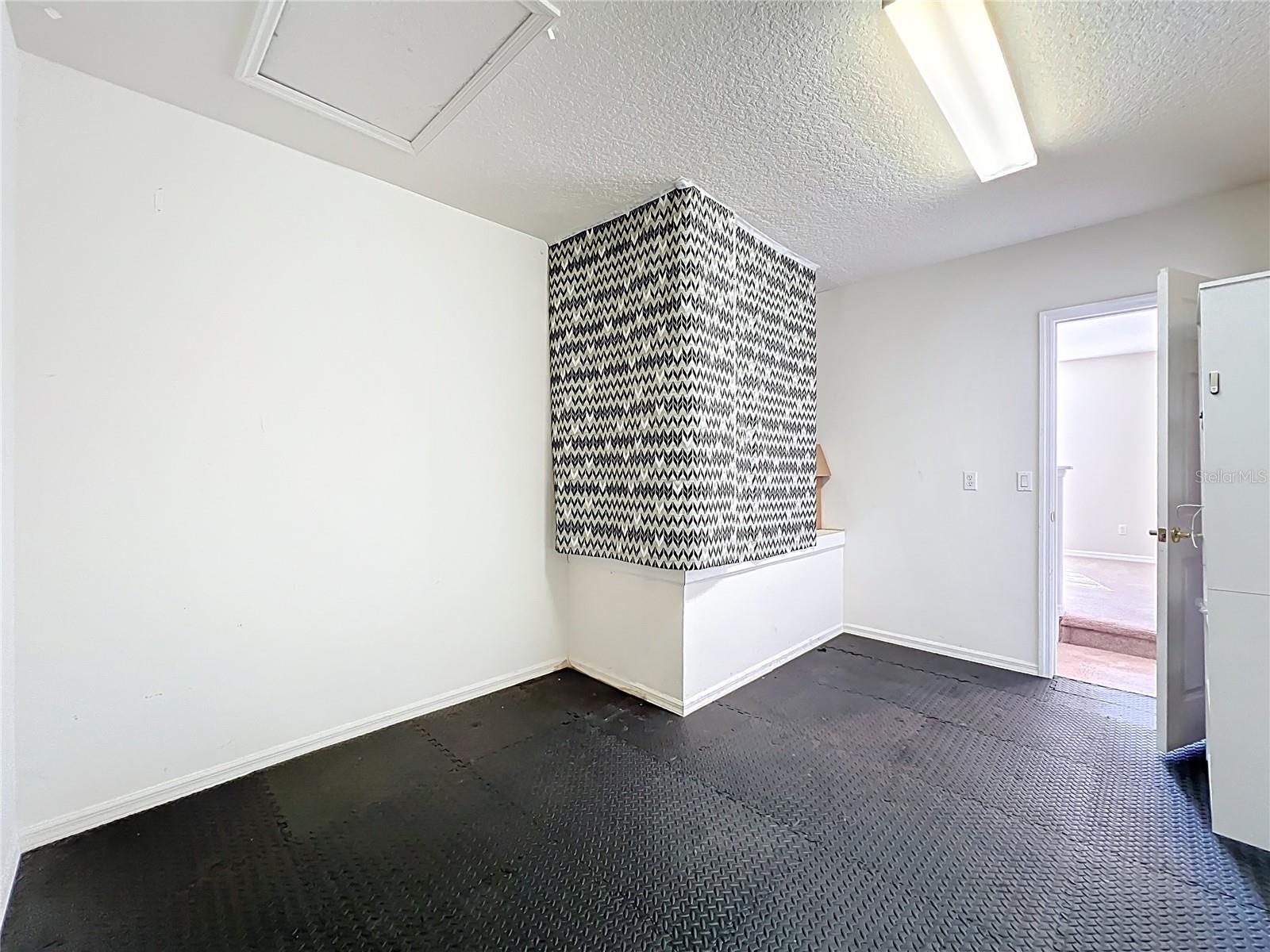 WESTYN BAY PH 03 A-1 A-2 J-1 - Residential Lease