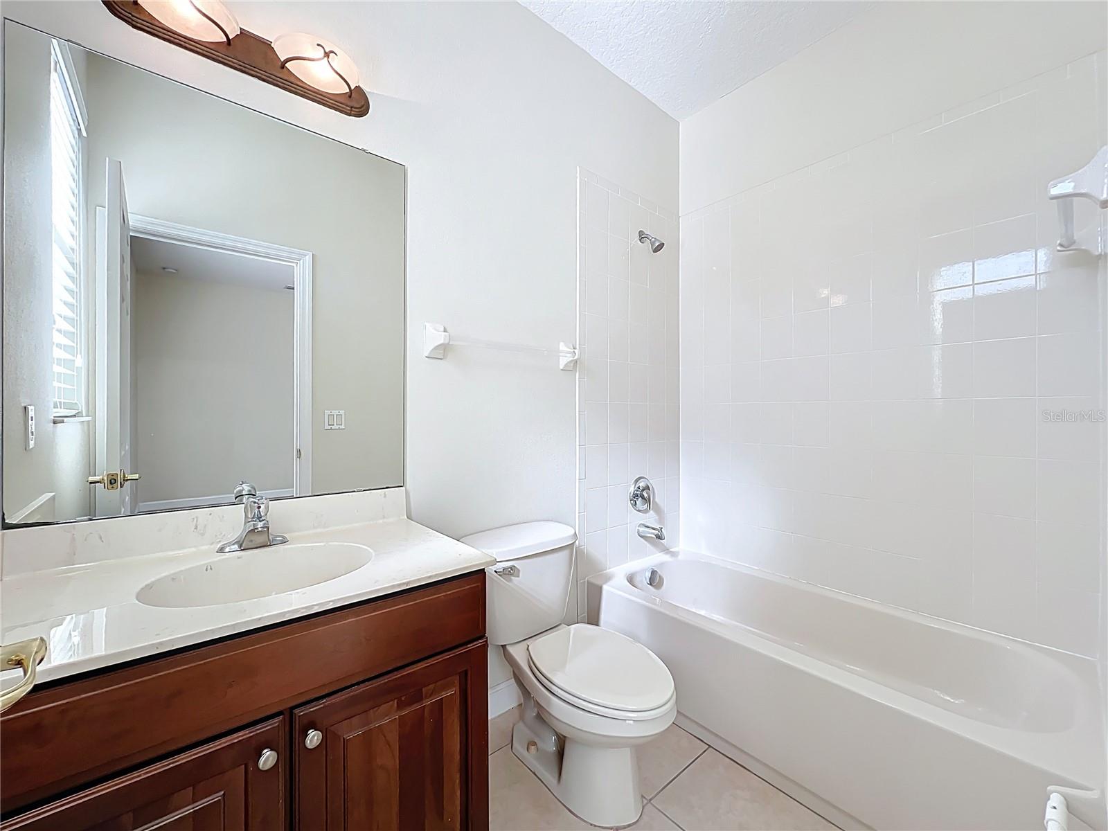 WESTYN BAY PH 03 A-1 A-2 J-1 - Residential Lease