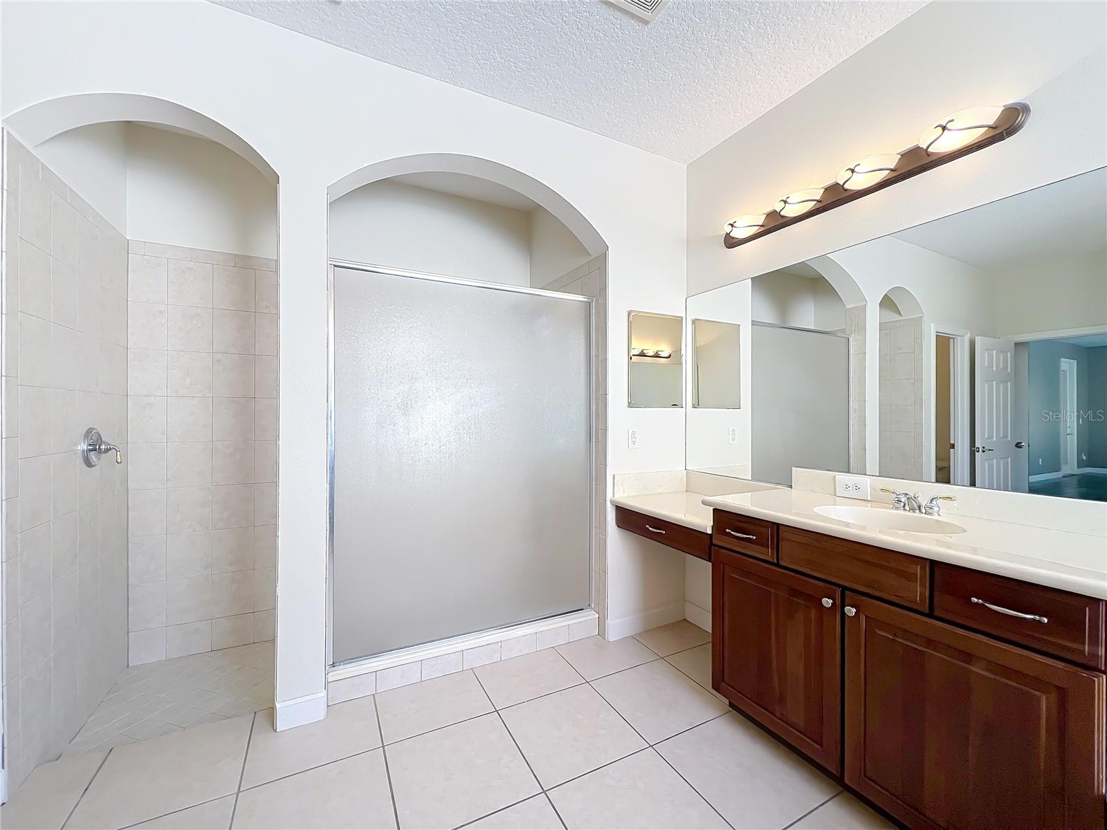 WESTYN BAY PH 03 A-1 A-2 J-1 - Residential Lease