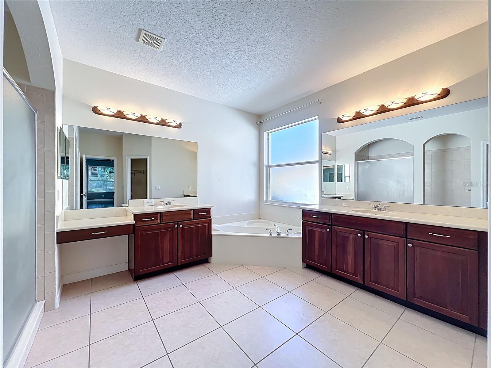 WESTYN BAY PH 03 A-1 A-2 J-1 - Residential Lease