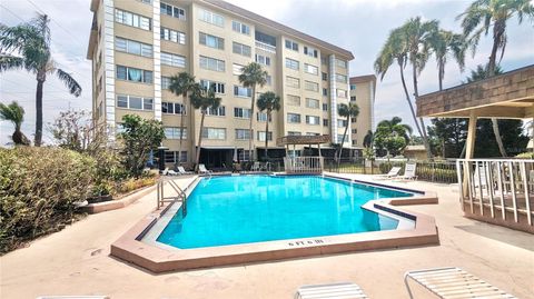 Condominium in SEMINOLE FL 8950 PARK BOULEVARD 30.jpg