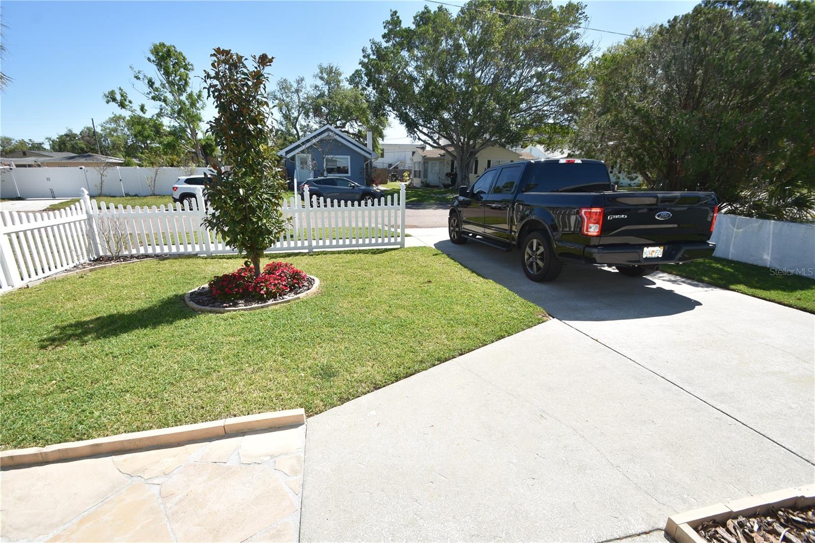 PINELLAS ADD TO ST PETERSBURG FLA - Residential Lease