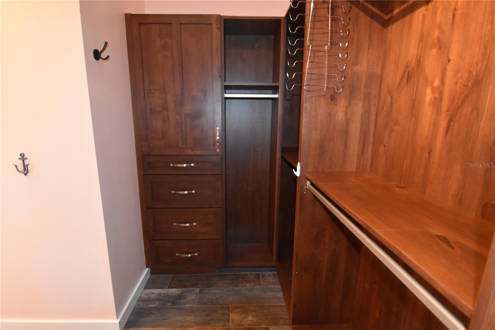 PINELLAS ADD TO ST PETERSBURG FLA - Residential Lease