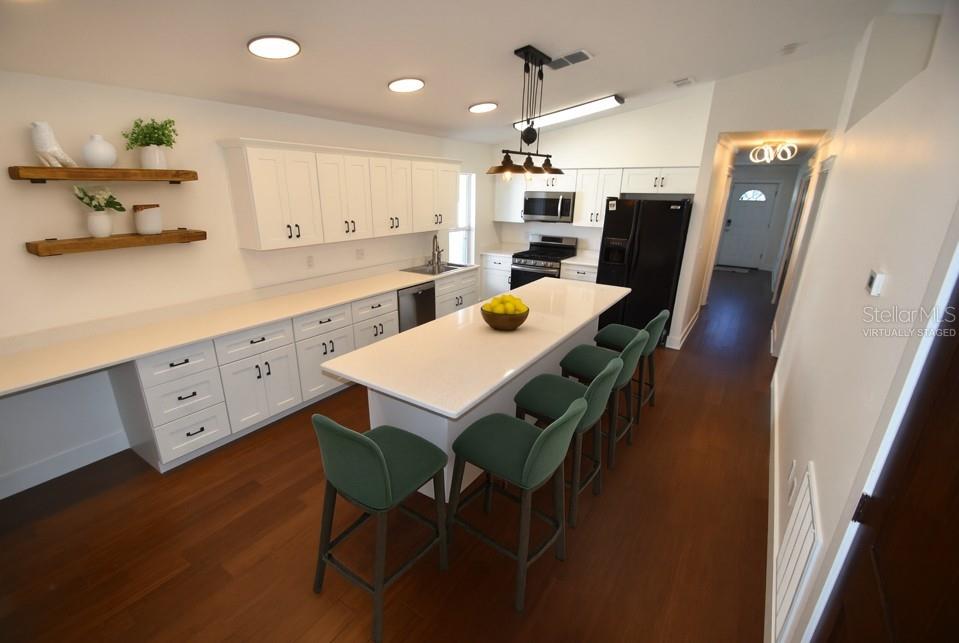 PINELLAS ADD TO ST PETERSBURG FLA - Residential Lease