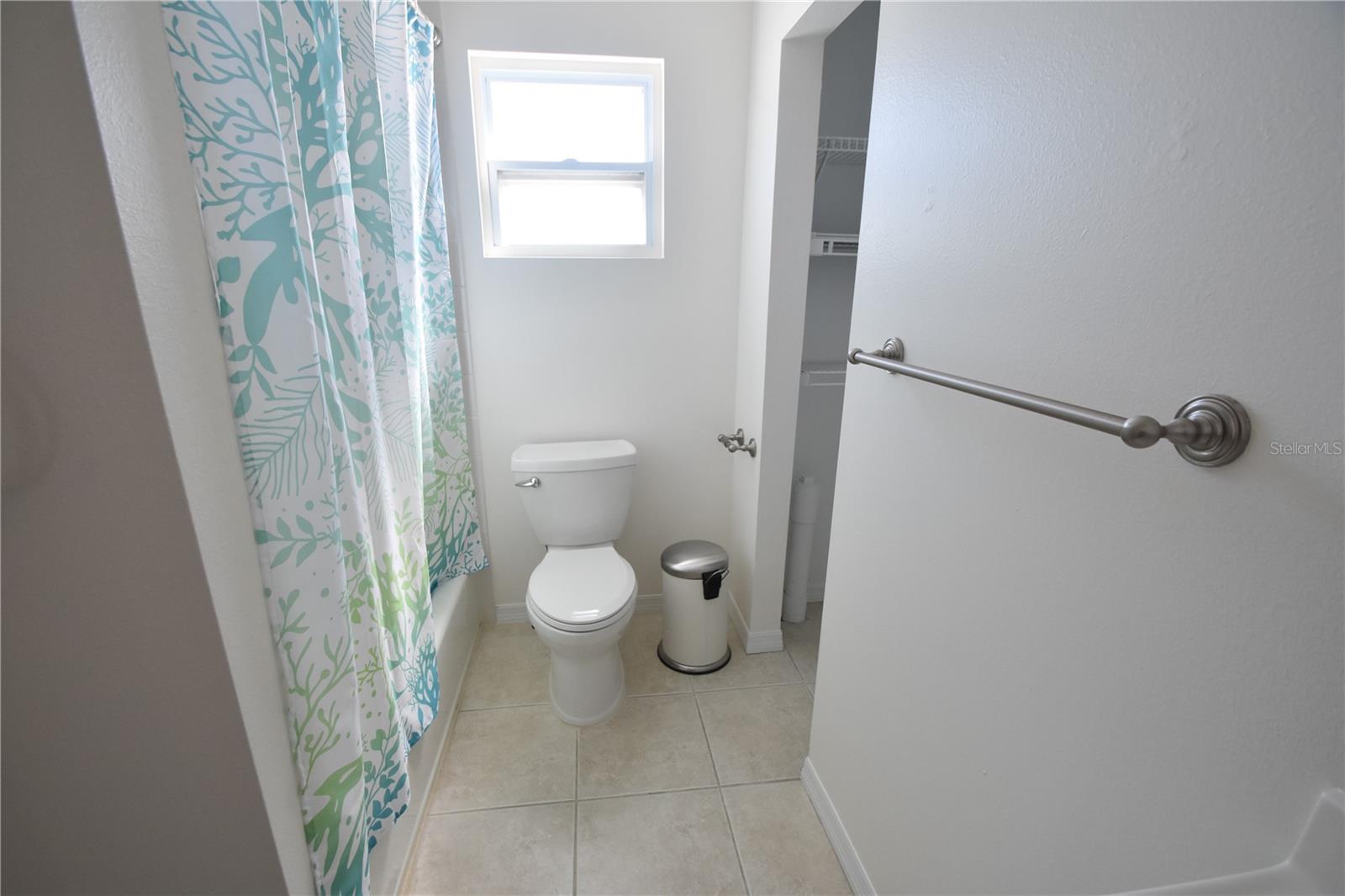 PINELLAS ADD TO ST PETERSBURG FLA - Residential Lease