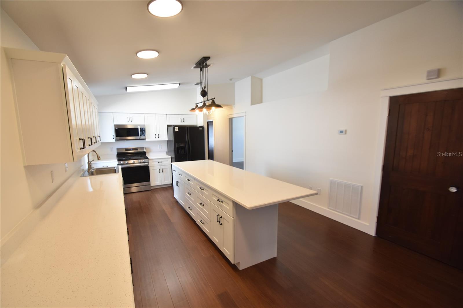 PINELLAS ADD TO ST PETERSBURG FLA - Residential Lease