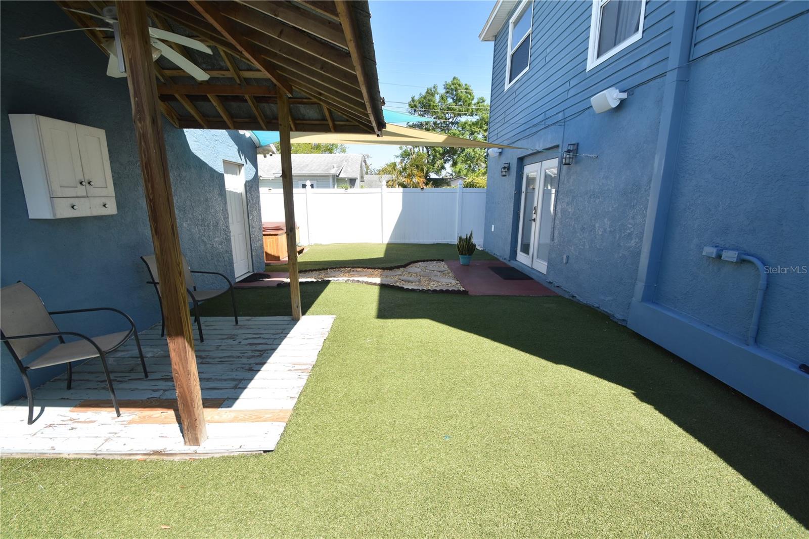 PINELLAS ADD TO ST PETERSBURG FLA - Residential Lease