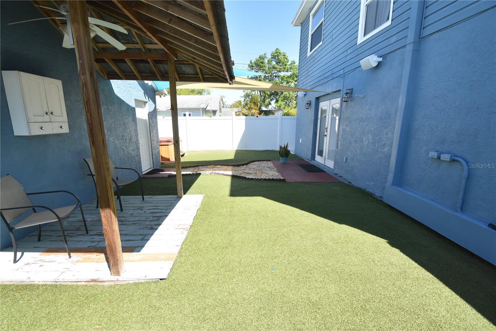 PINELLAS ADD TO ST PETERSBURG FLA - Residential Lease