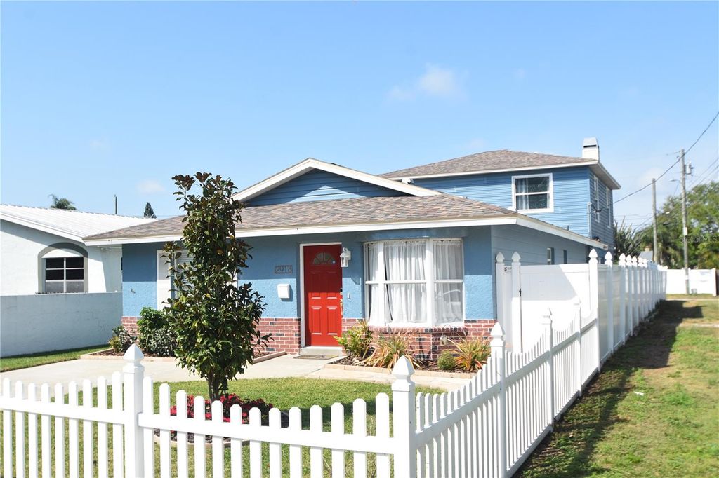 Photo of 2918 10th Street N, St Petersburg, FL 33704 (MLS # TB8456566)