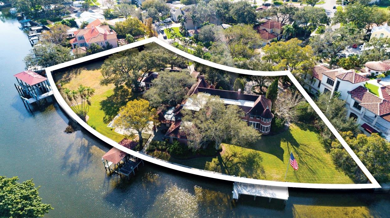 DAVIS ISLANDS PB10 PG52 TO 57 - Residential