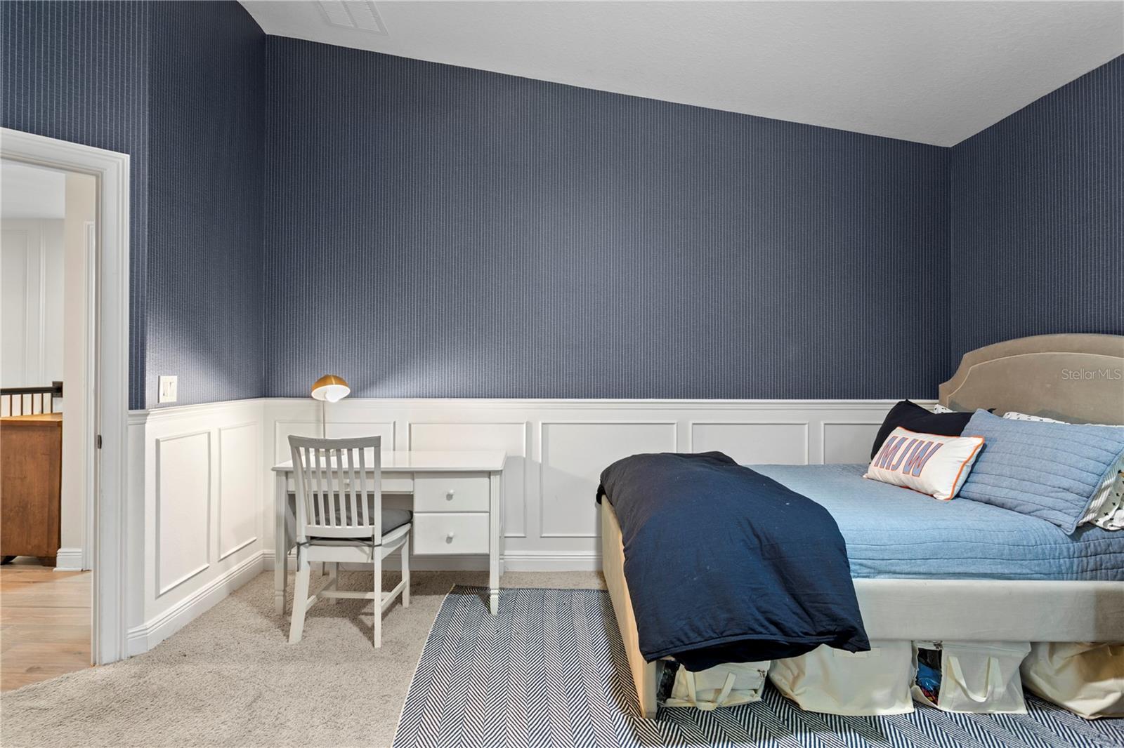 HALES A B - Residential