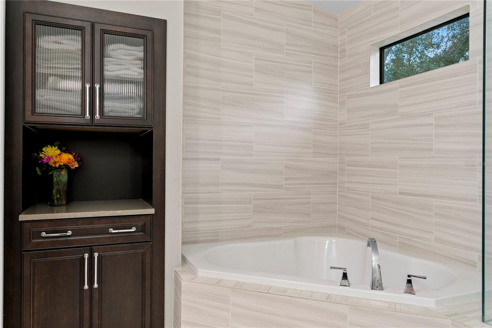 HALES A B - Residential