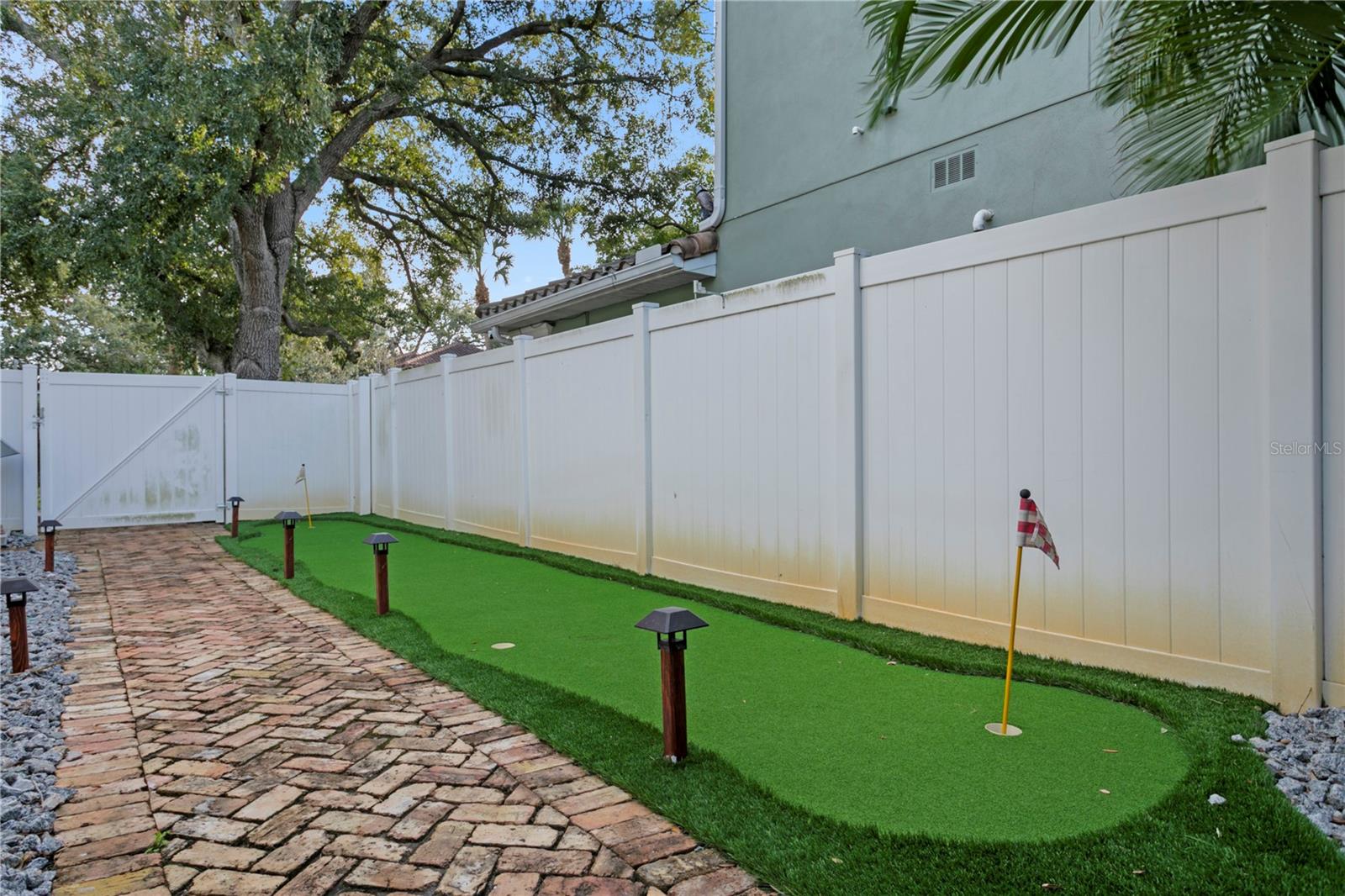 HALES A B - Residential