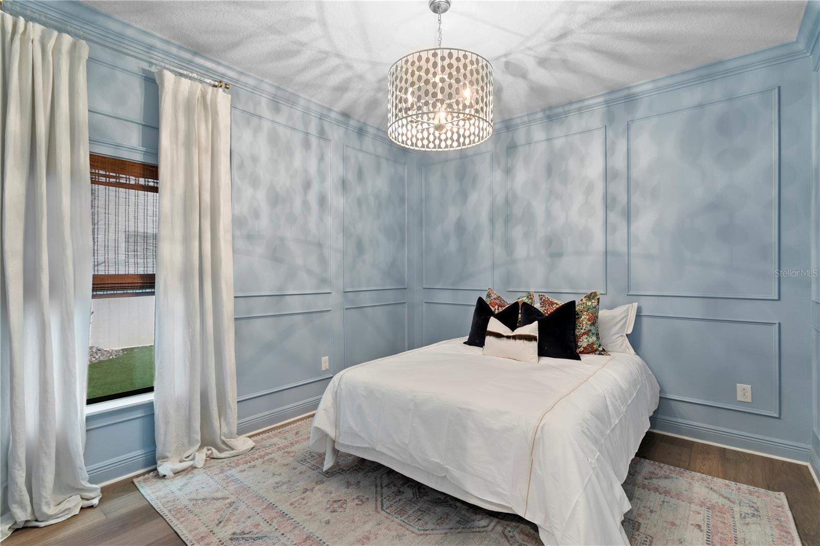 HALES A B - Residential