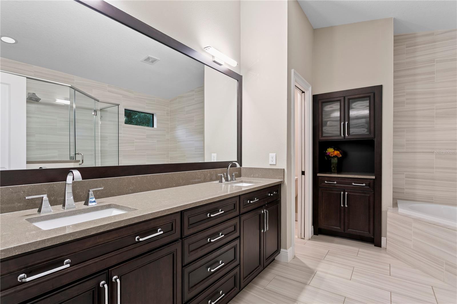 HALES A B - Residential