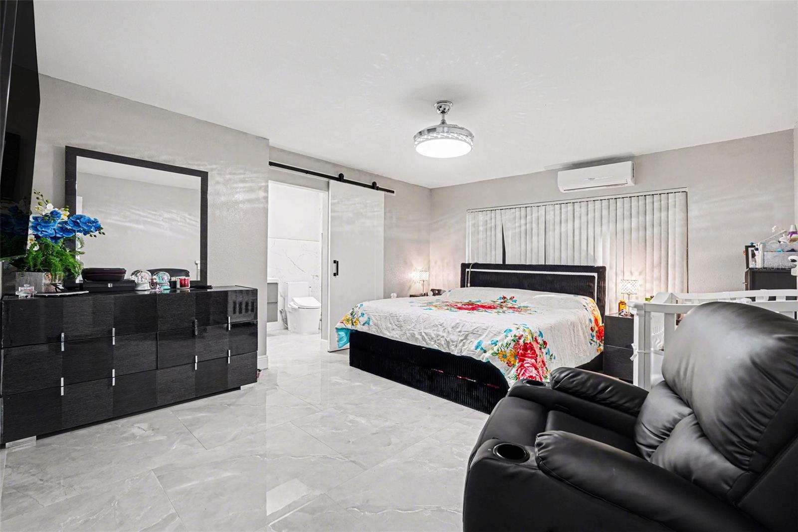 MEADOWOOD ESTATES - Residential