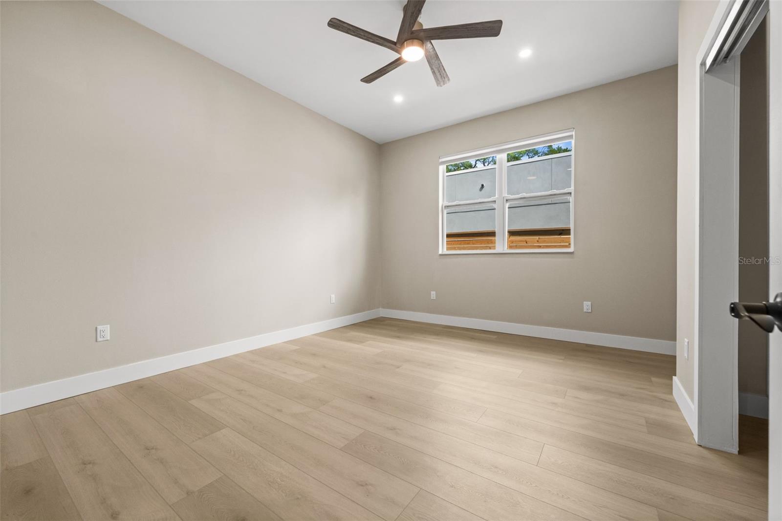 RIDGEWOOD - Residential