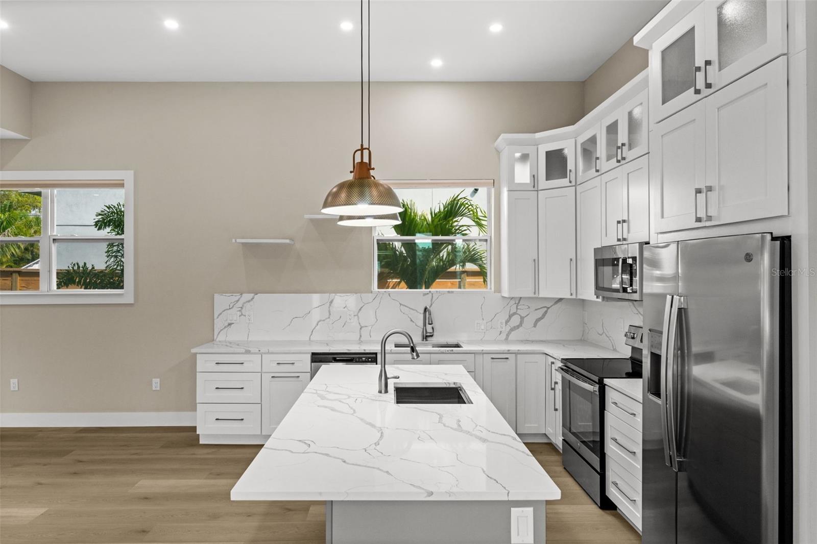 RIDGEWOOD - Residential