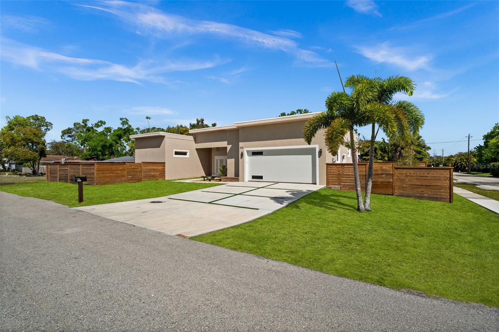 RIDGEWOOD - Residential