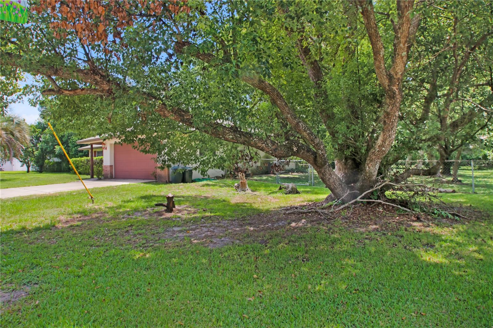 PLANTATION ESTATES UNIT 25 - Residential