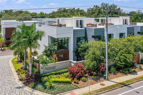 A home in WINTER PARK