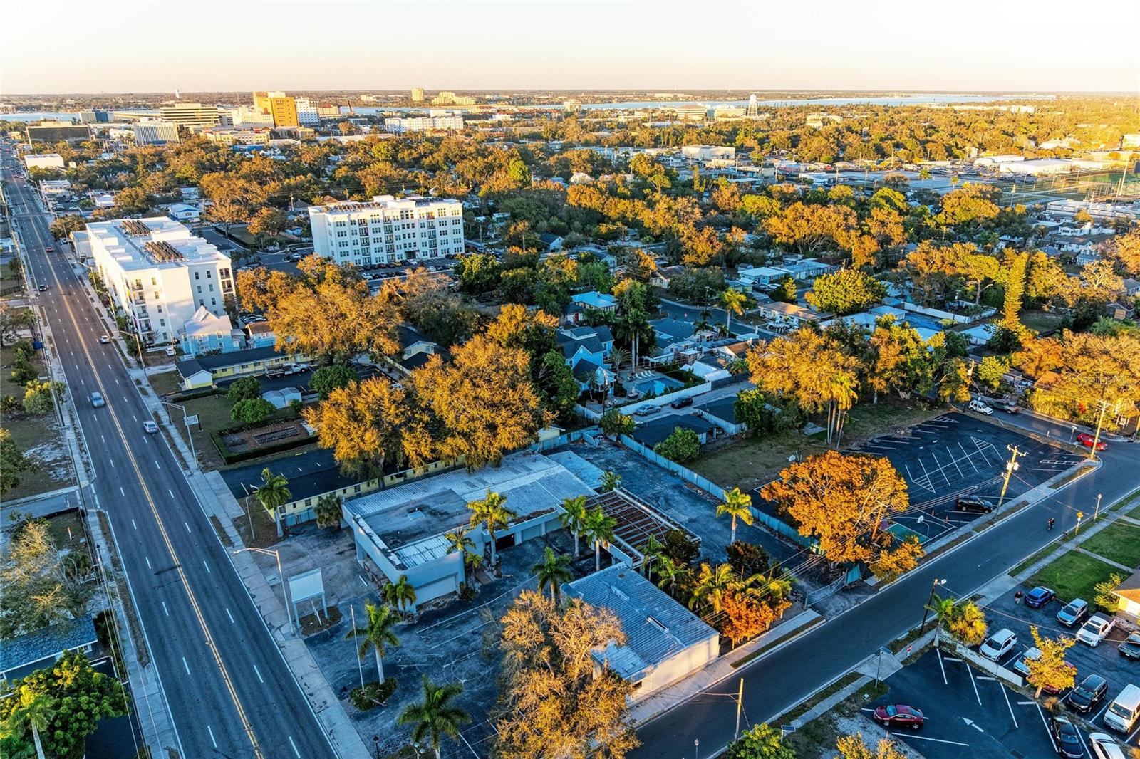 MAPLE COURT - Residential